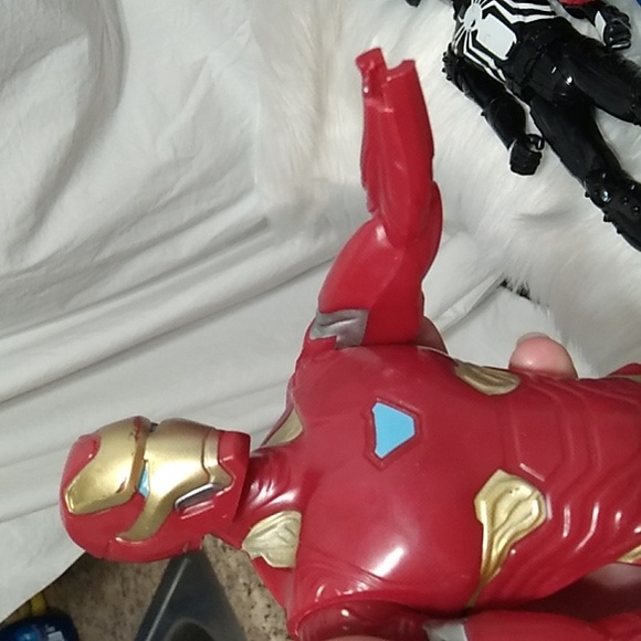 BUNDLE 2: Marvel DC Comics 18 Action Figures & 1 Bike Large Bundle Couple Flaws - Picture 10 of 16